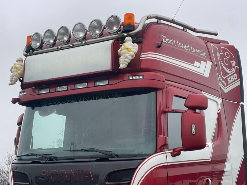Scania R580 V8 SILVER GRIFFIN 66/100, LIMITED EDITION, FULL AIR, RETARDER. - وحدة جر: صورة 5 Scania R580 V8 SILVER GRIFFIN 66/100, LIMITED EDITION, FULL AIR, RETARDER. - وحدة جر: صورة 5