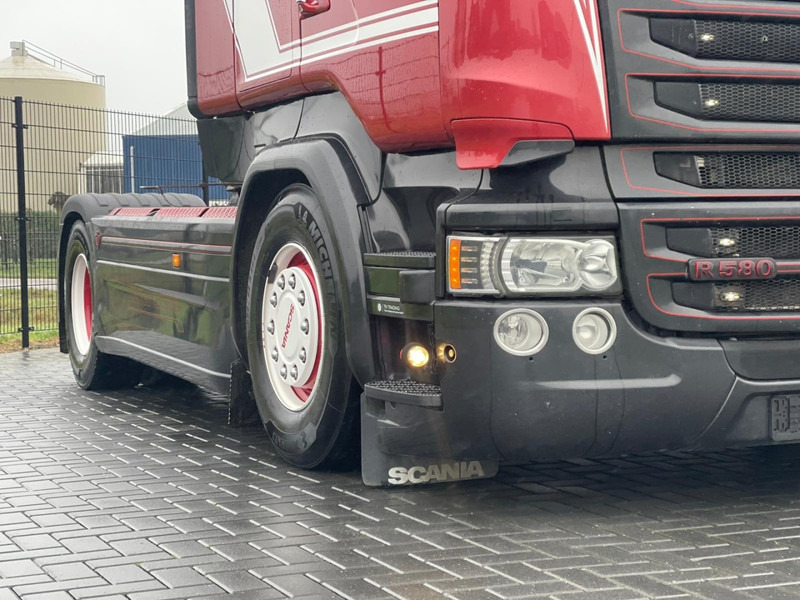 Scania R580 V8 SILVER GRIFFIN 66/100, LIMITED EDITION, FULL AIR, RETARDER. - وحدة جر: صورة 3 Scania R580 V8 SILVER GRIFFIN 66/100, LIMITED EDITION, FULL AIR, RETARDER. - وحدة جر: صورة 3