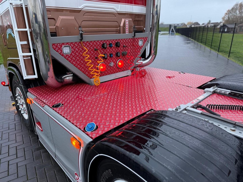 وحدة جر Scania S500 SHOW, FULL AIR, LEATHER, TOP CONDITIE, STEERING PUSHER.: صورة 17 وحدة جر Scania S500 SHOW, FULL AIR, LEATHER, TOP CONDITIE, STEERING PUSHER.: صورة 17