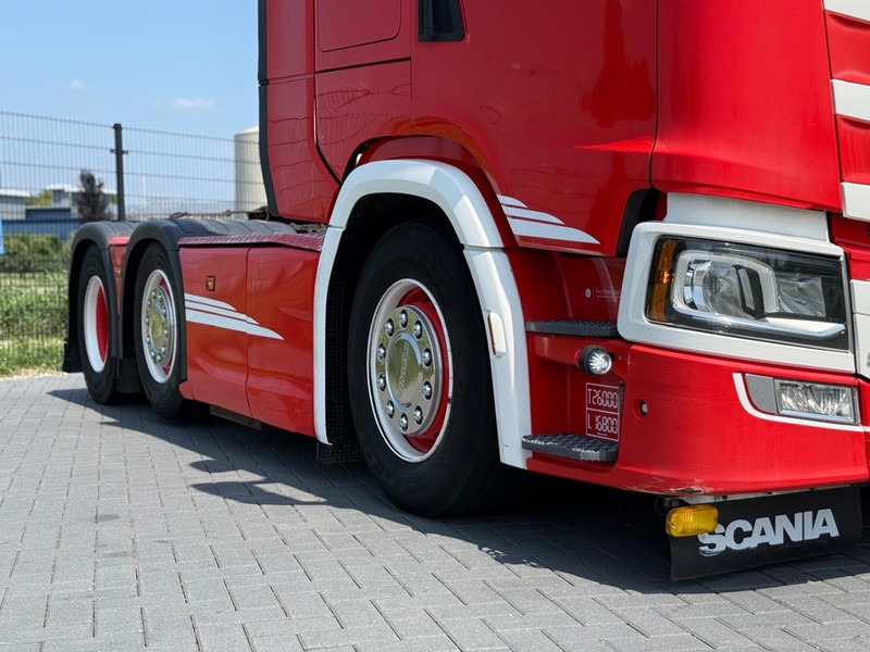 Scania S500 VOLLUCHT, GESTUURD, SHOWTRUCK, LEER. - وحدة جر: صورة 2 Scania S500 VOLLUCHT, GESTUURD, SHOWTRUCK, LEER. - وحدة جر: صورة 2