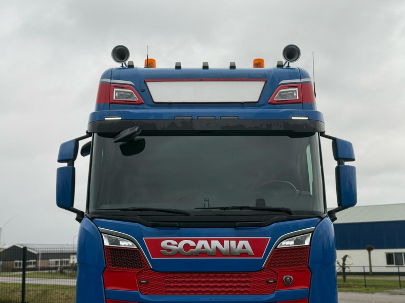 Scania S520 6X2/4, VOLLUCHT, LEER, RETARDER, PARK COOL, EURO 6D. - وحدة جر: صورة 4 Scania S520 6X2/4, VOLLUCHT, LEER, RETARDER, PARK COOL, EURO 6D. - وحدة جر: صورة 4