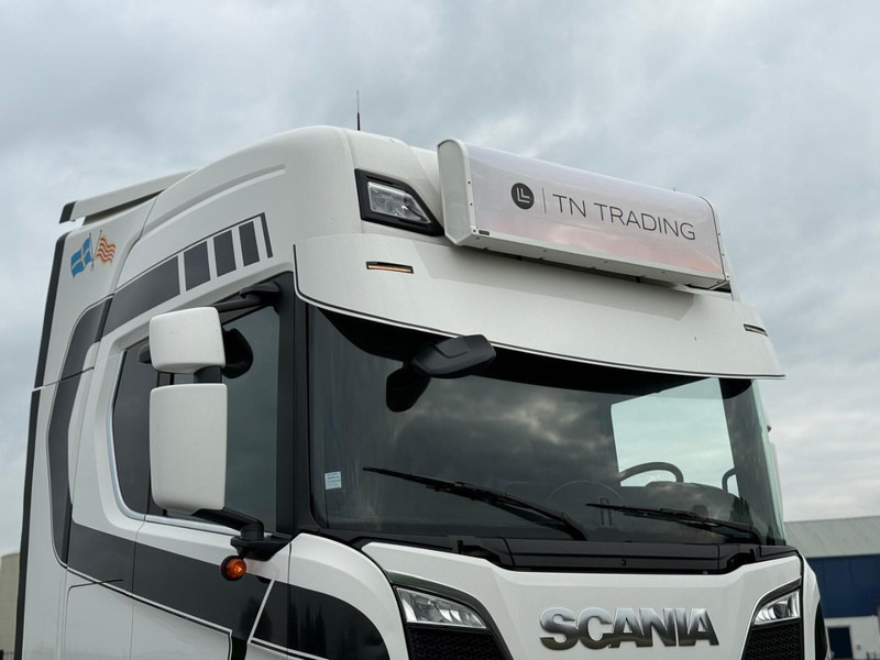 Scania S520 V8 NGS FULL SPOILER, PARK COOLER, FULL AIR, RETARDER, 6 BALLOONS. - وحدة جر: صورة 2 Scania S520 V8 NGS FULL SPOILER, PARK COOLER, FULL AIR, RETARDER, 6 BALLOONS. - وحدة جر: صورة 2