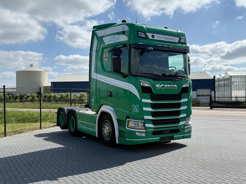 Scania S520 V8 NGS NO EGR, EURO 6D, 2.95WB, FULL SPOILER, RETARDER, FULL AIR. - وحدة جر: صورة 2 Scania S520 V8 NGS NO EGR, EURO 6D, 2.95WB, FULL SPOILER, RETARDER, FULL AIR. - وحدة جر: صورة 2