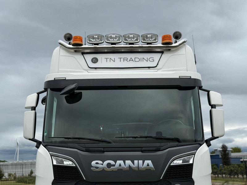 Scania S590 V8 NGS FULL AIR, PARK COOL, RETARDER, 2 TANKS. - وحدة جر: صورة 4 Scania S590 V8 NGS FULL AIR, PARK COOL, RETARDER, 2 TANKS. - وحدة جر: صورة 4