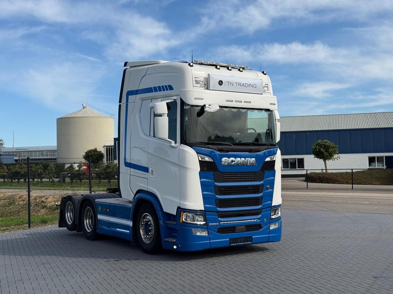 Scania S650 V8 NGS 2.95WB, PTO VOORBEREIDING, VOLLUCHT, KING OF THE ROAD, RETARDER, LEER. - وحدة جر: صورة 4 Scania S650 V8 NGS 2.95WB, PTO VOORBEREIDING, VOLLUCHT, KING OF THE ROAD, RETARDER, LEER. - وحدة جر: صورة 4