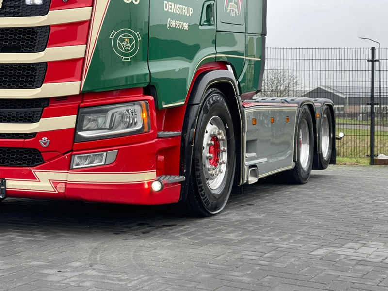 Scania S650 V8 NGS SHOW TRUCK, FULL AIR, MOTOR BRAKE, PTO/HYDRAULIC! - وحدة جر: صورة 5 Scania S650 V8 NGS SHOW TRUCK, FULL AIR, MOTOR BRAKE, PTO/HYDRAULIC! - وحدة جر: صورة 5