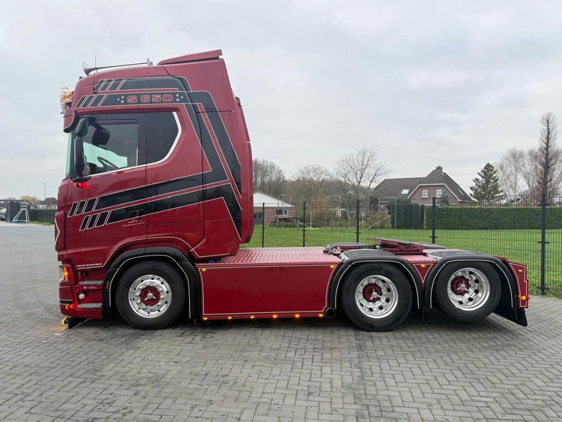 Scania S650 V8 NGS SHOW TRUCK, INTERIOR, FULL AIR, ALCOA, PTO, FULL! - وحدة جر: صورة 4 Scania S650 V8 NGS SHOW TRUCK, INTERIOR, FULL AIR, ALCOA, PTO, FULL! - وحدة جر: صورة 4