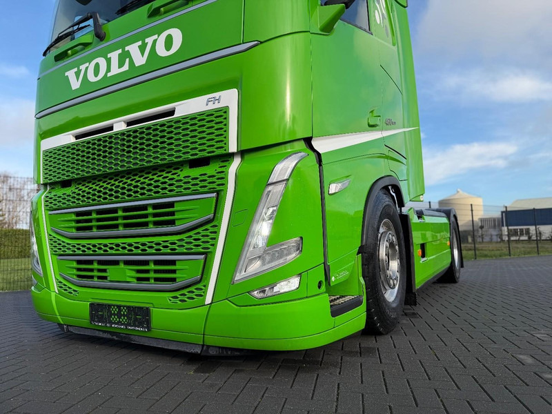 Volvo FH 13.460 VOLLUCHT, PTO/HYDRAULIEK, ALCOAS, VOLSPOILER, LED. - وحدة جر: صورة 3 Volvo FH 13.460 VOLLUCHT, PTO/HYDRAULIEK, ALCOAS, VOLSPOILER, LED. - وحدة جر: صورة 3