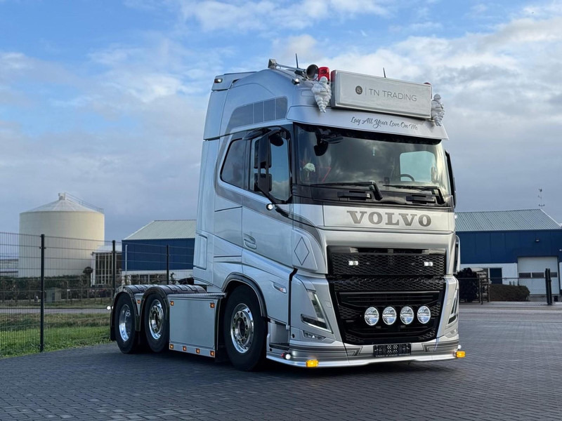 Volvo FH 13.460XL SHOW, ALCOA, INTERIEUR, ALS NIEUW, PUSHER, TOP. - وحدة جر: صورة 1 Volvo FH 13.460XL SHOW, ALCOA, INTERIEUR, ALS NIEUW, PUSHER, TOP. - وحدة جر: صورة 1