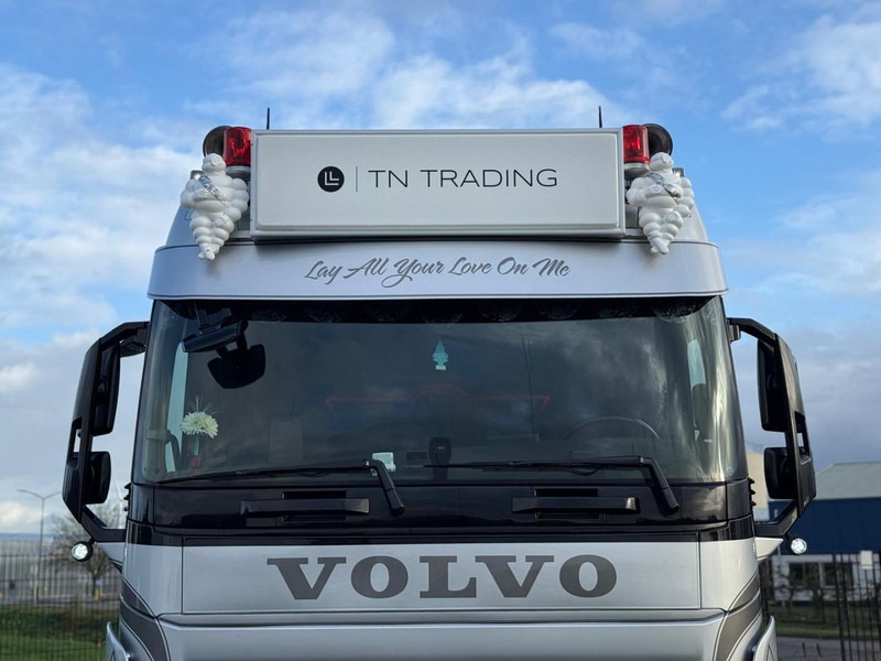 Volvo FH 13.460XL SHOW, ALCOA, INTERIEUR, ALS NIEUW, PUSHER, TOP. - وحدة جر: صورة 4 Volvo FH 13.460XL SHOW, ALCOA, INTERIEUR, ALS NIEUW, PUSHER, TOP. - وحدة جر: صورة 4