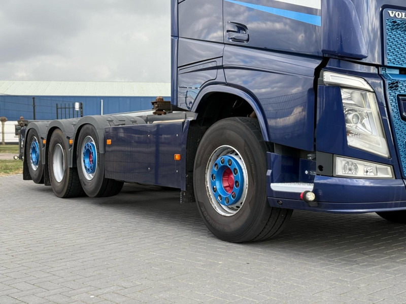 Volvo FH 13.500 DYNAMIC STEERING, DUAL CLUTCH, ACC, 3X CAMERA, ACC. - شاحنات الحاويات / جسم علوي قابل للتغيير شاحنة: صورة 2 Volvo FH 13.500 DYNAMIC STEERING, DUAL CLUTCH, ACC, 3X CAMERA, ACC. - شاحنات الحاويات / جسم علوي قابل للتغيير شاحنة: صورة 2