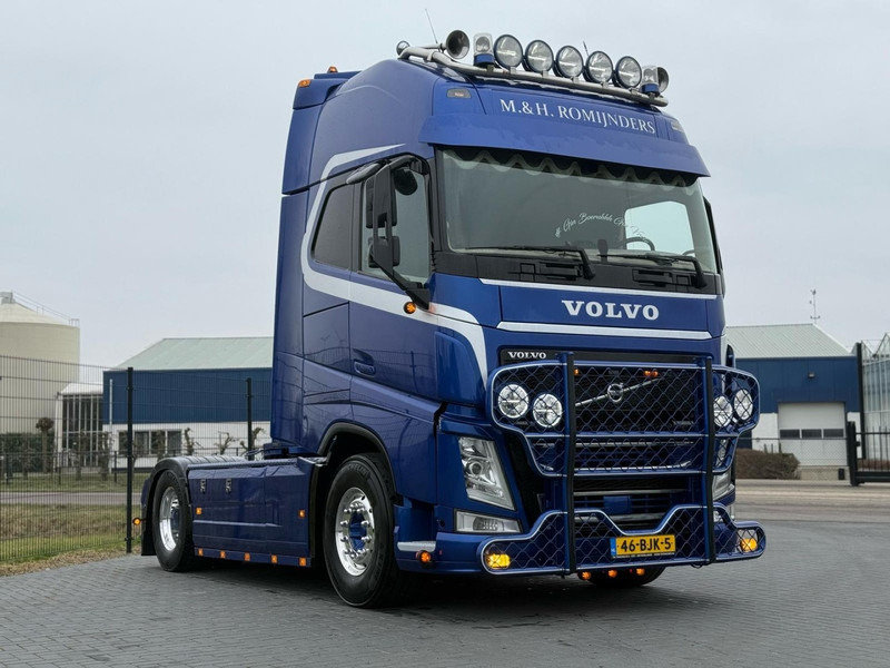 Volvo FH 13.500XL SHOW TRUCK, CUSTOMER INTERIOR, ALCOA, TOP! - وحدة جر: صورة 1 Volvo FH 13.500XL SHOW TRUCK, CUSTOMER INTERIOR, ALCOA, TOP! - وحدة جر: صورة 1