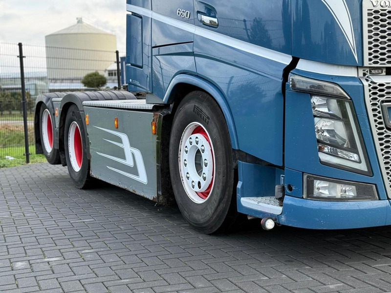 Volvo FH16.650 VOLLUCHT, HYDRAULIEK, SHOW INTERIEUR, DYNAMIC STEERING. - وحدة جر: صورة 3 Volvo FH16.650 VOLLUCHT, HYDRAULIEK, SHOW INTERIEUR, DYNAMIC STEERING. - وحدة جر: صورة 3