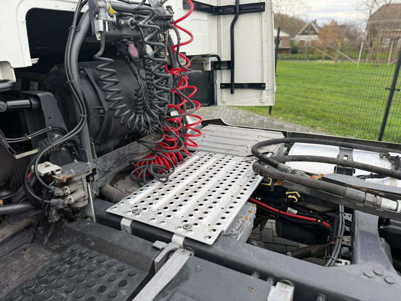 شاحنة قلاب Volvo FH16.650XL VOLLUCHT, RETARDER, HYDRAULIEK, LEER, PARK COOL.: صورة 8 شاحنة قلاب Volvo FH16.650XL VOLLUCHT, RETARDER, HYDRAULIEK, LEER, PARK COOL.: صورة 8