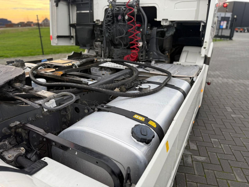 شاحنة قلاب Volvo FH16.650XL VOLLUCHT, RETARDER, HYDRAULIEK, LEER, PARK COOL.: صورة 16 شاحنة قلاب Volvo FH16.650XL VOLLUCHT, RETARDER, HYDRAULIEK, LEER, PARK COOL.: صورة 16