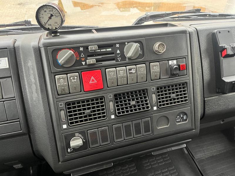 سيارة إطفاء Iveco Eurofire FF135E24: صورة 16