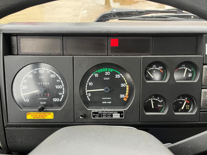 سيارة إطفاء Iveco Eurofire FF135E24: صورة 14