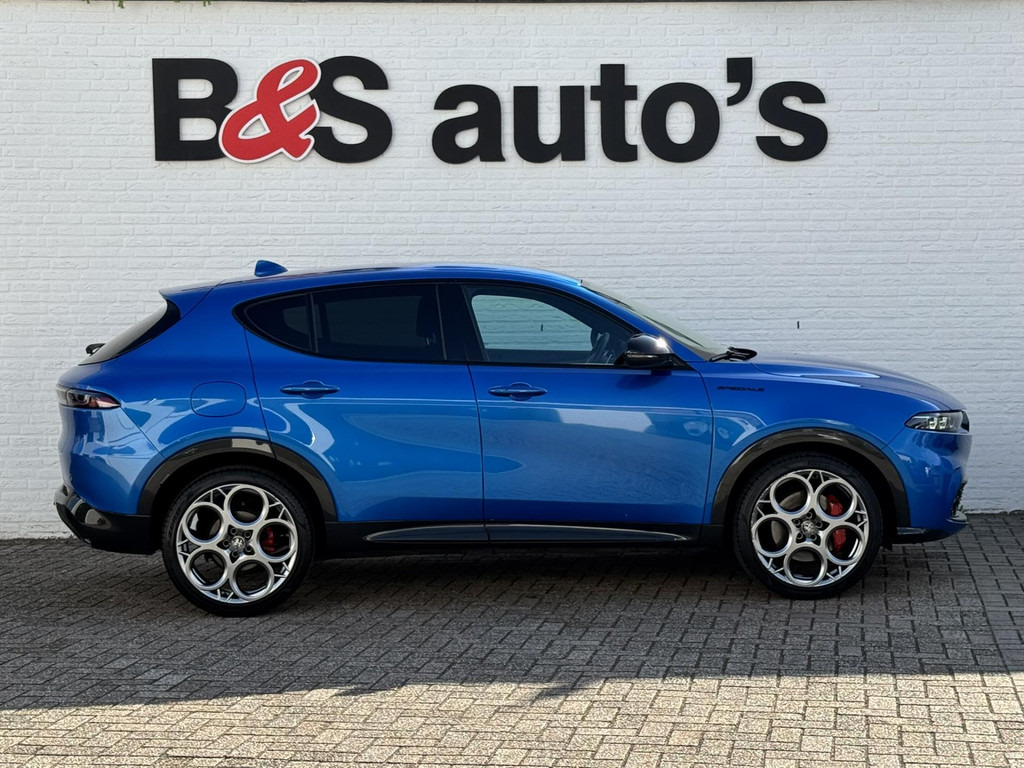 Alfa Romeo Tonale-1.5T Hybrid Edizione Speciale Stoelventilatie/ verwarming Climate control Apple Carplay Android Leder - سيارة دفع رباعي: صورة 5 Alfa Romeo Tonale-1.5T Hybrid Edizione Speciale Stoelventilatie/ verwarming Climate control Apple Carplay Android Leder - سيارة دفع رباعي: صورة 5