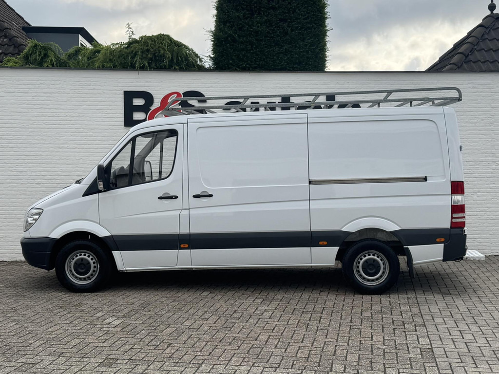 Mercedes-Benz Sprinter-213 2.2 CDI 366 DC 2x Schuifdeur Airco Imperiaal Treeplank Trekhaak 3 Zitplaatsen - فان: صورة 5 Mercedes-Benz Sprinter-213 2.2 CDI 366 DC 2x Schuifdeur Airco Imperiaal Treeplank Trekhaak 3 Zitplaatsen - فان: صورة 5