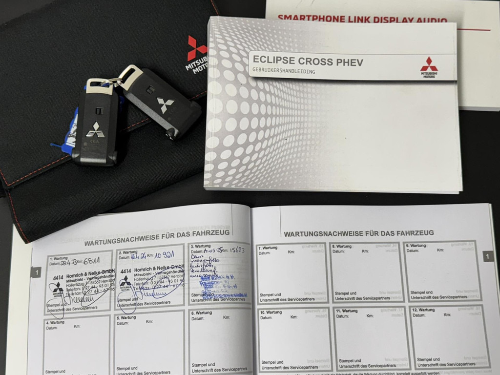 Mitsubishi Eclipse Cross-2.4 PHEV Intense+ Cruise control Climate control Navigatie Apple Android Parkeersensoren plus camera - سيارة دفع رباعي: صورة 3 Mitsubishi Eclipse Cross-2.4 PHEV Intense+ Cruise control Climate control Navigatie Apple Android Parkeersensoren plus camera - سيارة دفع رباعي: صورة 3