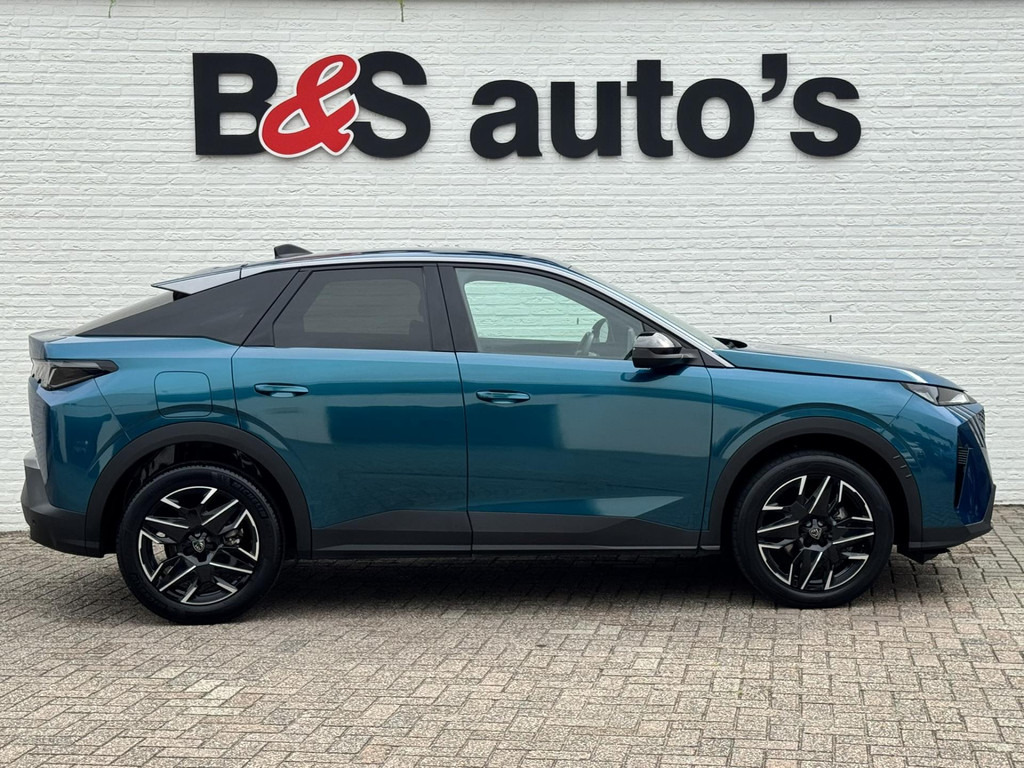 Peugeot 3008-1.2 Hybrid 136 Allure Automaat Cruise control Climate control Digitaal dashboard Achteruitrijcamera Apple Android - سيارة دفع رباعي: صورة 5 Peugeot 3008-1.2 Hybrid 136 Allure Automaat Cruise control Climate control Digitaal dashboard Achteruitrijcamera Apple Android - سيارة دفع رباعي: صورة 5