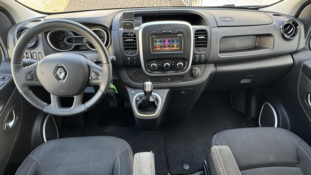 Renault Trafic-2.0 dCi 145 T29 L2H1 DC Luxe Climate control Cruise control Navigatie Apple carplay - الشاحنات الصغيرة كابينة مزدوجة: صورة 2 Renault Trafic-2.0 dCi 145 T29 L2H1 DC Luxe Climate control Cruise control Navigatie Apple carplay - الشاحنات الصغيرة كابينة مزدوجة: صورة 2