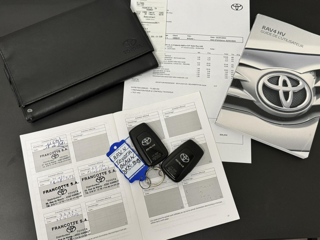 Toyota RAV4-2.5 Hybrid AWD Bi-Tone Adaptive cruise Climate control LED Apple / Android Draadloos telefoonladen Achteruitrijcamera - آليات: صورة 3 Toyota RAV4-2.5 Hybrid AWD Bi-Tone Adaptive cruise Climate control LED Apple / Android Draadloos telefoonladen Achteruitrijcamera - آليات: صورة 3