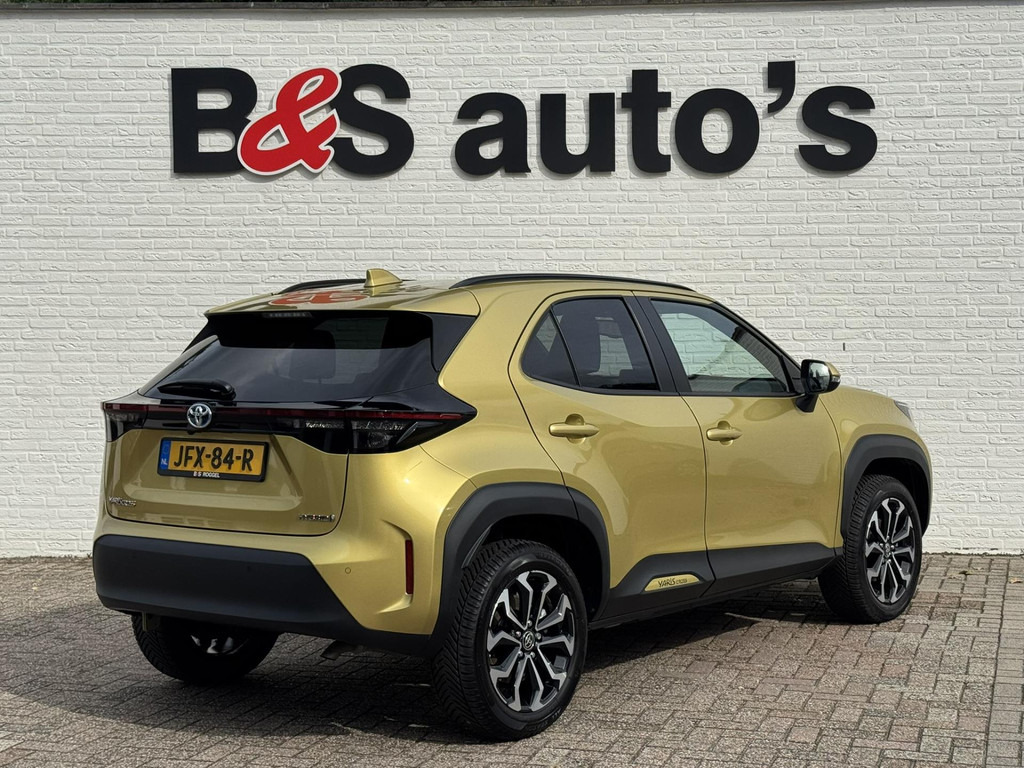 Toyota Yaris Cross-1.5 Hybrid Dynamic Camera Pdc Navigatie Led verlichting Carplay Clima Stoelverwarming - سيارة دفع رباعي: صورة 2 Toyota Yaris Cross-1.5 Hybrid Dynamic Camera Pdc Navigatie Led verlichting Carplay Clima Stoelverwarming - سيارة دفع رباعي: صورة 2