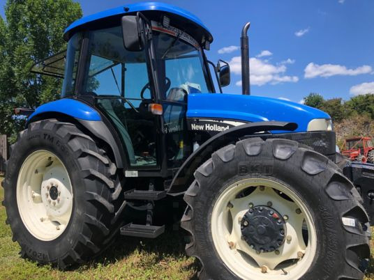 New Holland TD80D - جرار: صورة 1 New Holland TD80D - جرار: صورة 1
