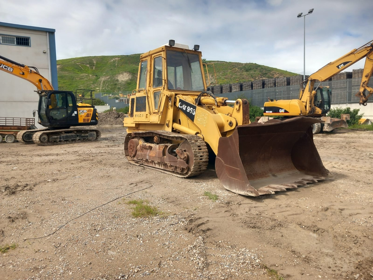 CATERPILLAR 953 - آلات البناء: صورة 5 CATERPILLAR 953 - آلات البناء: صورة 5