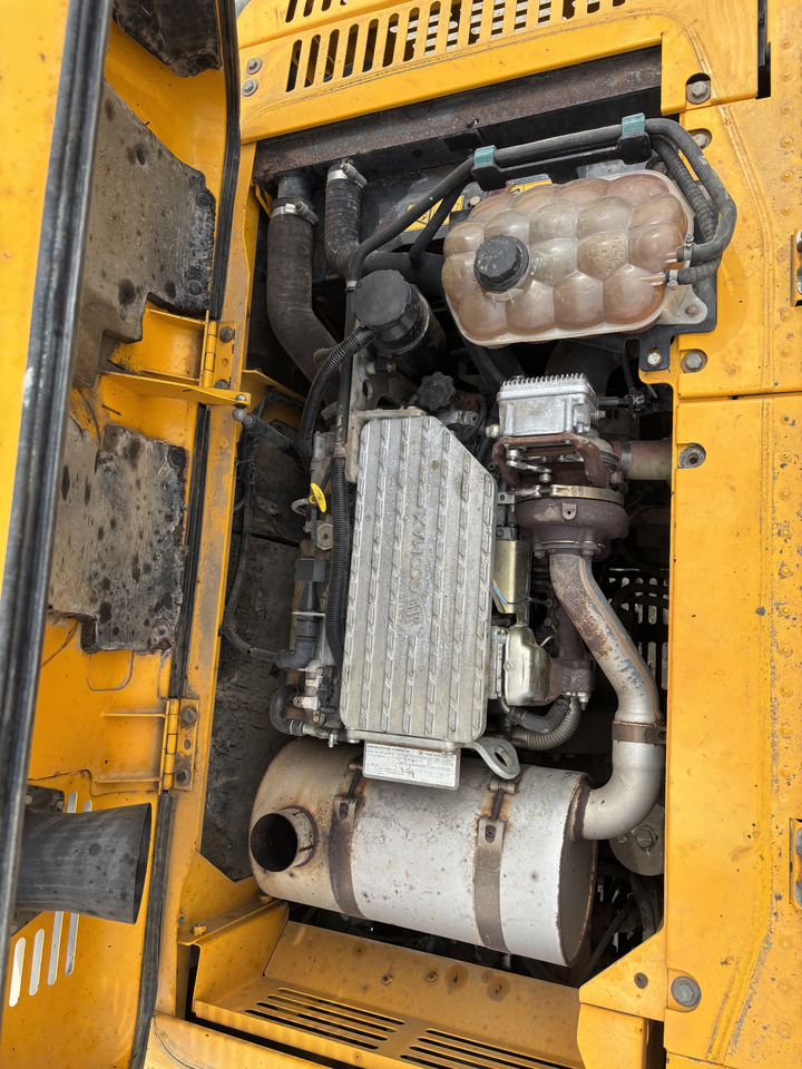 حفار زحاف JCB JS220LC: صورة 8 حفار زحاف JCB JS220LC: صورة 8