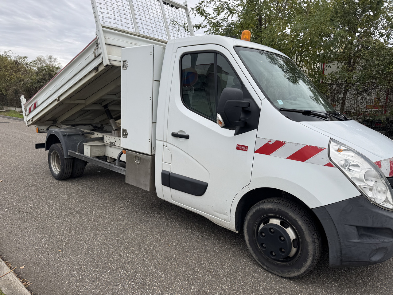 Renault Master dci 165 - قلاب صغير: صورة 2 Renault Master dci 165 - قلاب صغير: صورة 2