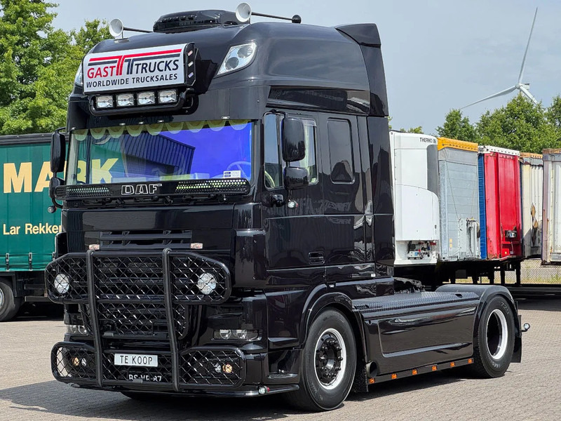 DAF XF 105.460 Super Space Cab Showtruck *TOP* - وحدة جر: صورة 1 DAF XF 105.460 Super Space Cab Showtruck *TOP* - وحدة جر: صورة 1