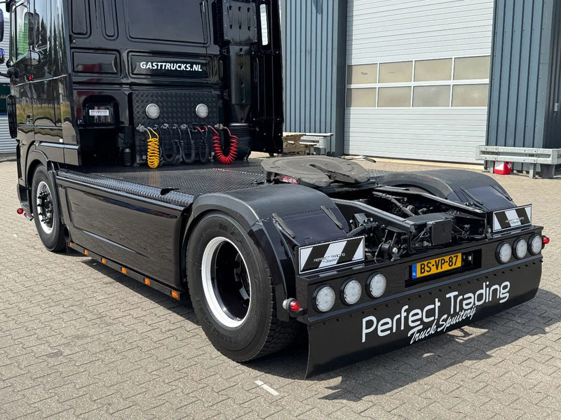 DAF XF 105.460 Super Space Cab Showtruck *TOP* - وحدة جر: صورة 5 DAF XF 105.460 Super Space Cab Showtruck *TOP* - وحدة جر: صورة 5