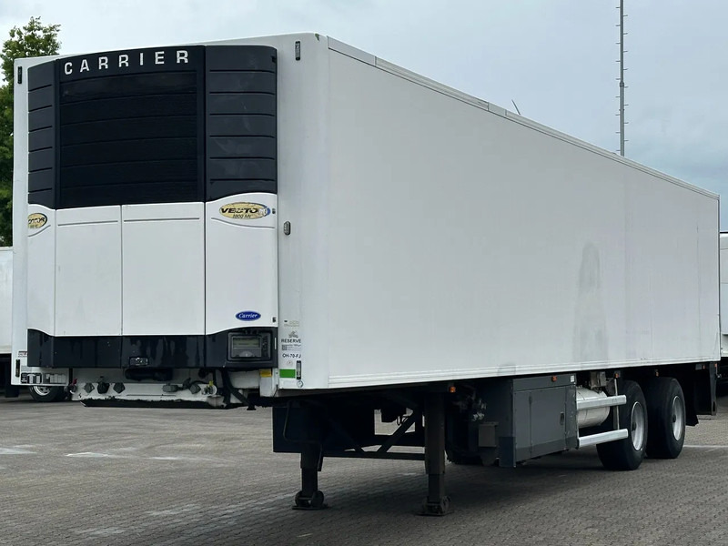 Floor Carrier Vector 1800mt / Stuur-as / 3T Laadklep / Bpw-Axle - نصف مقطورة مُبرِّدة: صورة 1 Floor Carrier Vector 1800mt / Stuur-as / 3T Laadklep / Bpw-Axle - نصف مقطورة مُبرِّدة: صورة 1