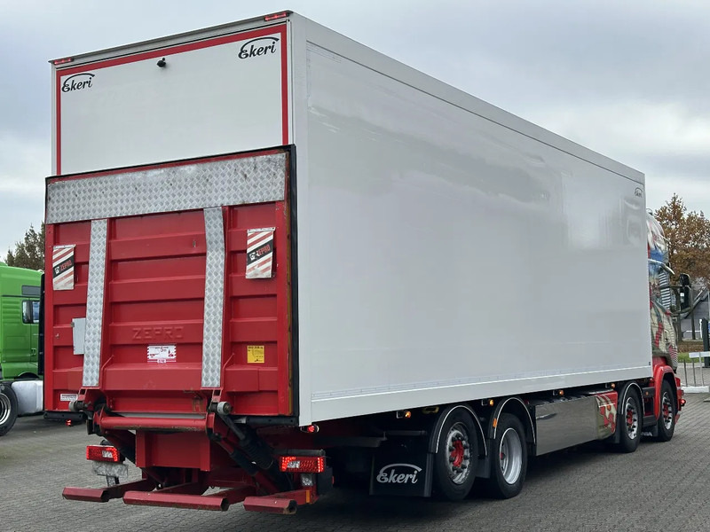 Scania R580 V8 8x2*6 Ekeri Full Side Opening / Retarder / 605 Tkm / Full Air - شاحنة مقفلة: صورة 5 Scania R580 V8 8x2*6 Ekeri Full Side Opening / Retarder / 605 Tkm / Full Air - شاحنة مقفلة: صورة 5