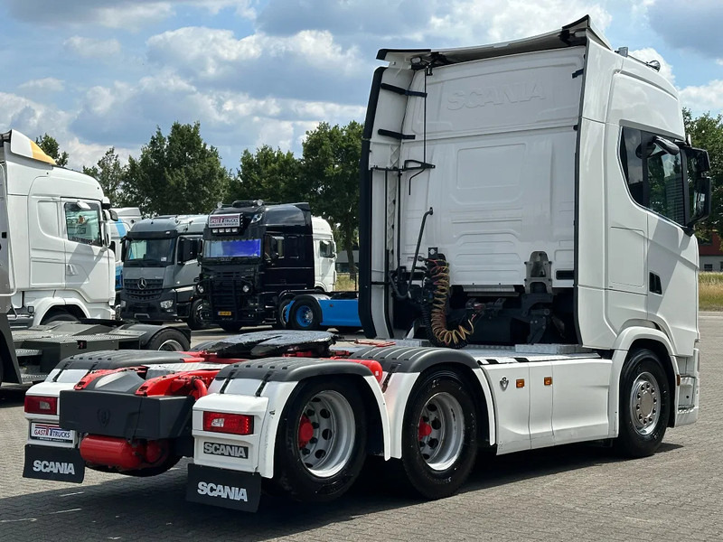 Scania S650 V8 6x2 Boogie / Retarder / 2 Tank / Full Air / Full Spoiler - وحدة جر: صورة 3 Scania S650 V8 6x2 Boogie / Retarder / 2 Tank / Full Air / Full Spoiler - وحدة جر: صورة 3