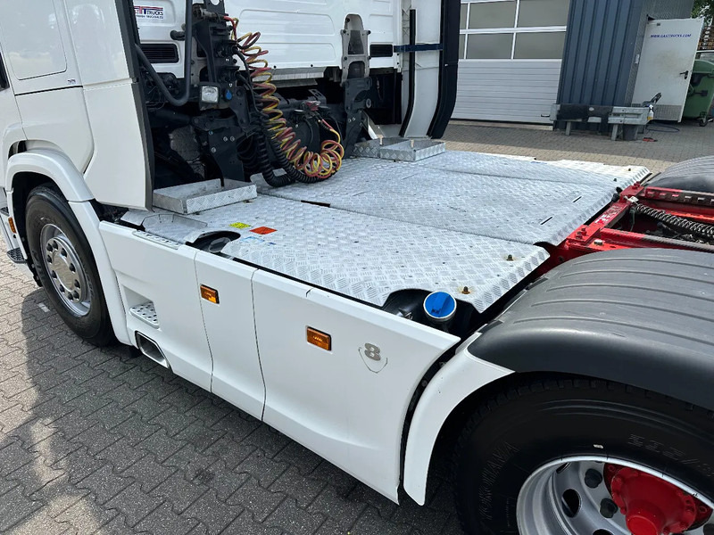 وحدة جر Scania S650 V8 6x2 Boogie / Retarder / 2 Tank / Full Air / Full Spoiler: صورة 10