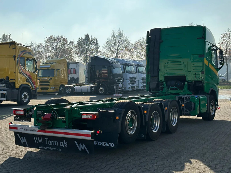 Volvo FH 13.540 Globe XL 8x4*4 Chassis Retarder *447 Tkm* - شاحنة هيكل كابينة: صورة 5 Volvo FH 13.540 Globe XL 8x4*4 Chassis Retarder *447 Tkm* - شاحنة هيكل كابينة: صورة 5