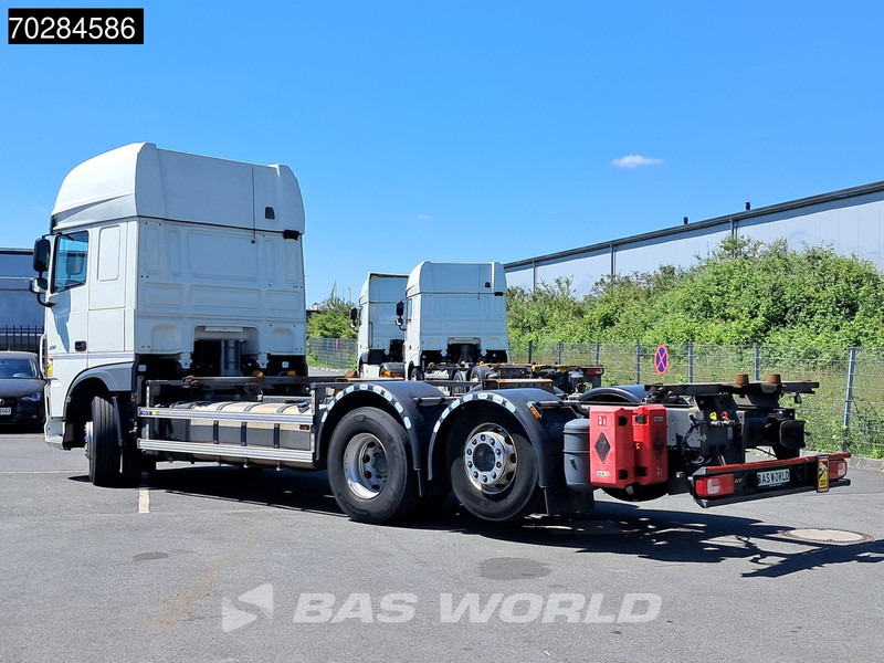 DAF XF 450 6X2 BDF SSC Retarder 2x Tanks Liftachse Standklima LED ACC Euro 6 - شاحنات الحاويات / جسم علوي قابل للتغيير شاحنة: صورة 2 DAF XF 450 6X2 BDF SSC Retarder 2x Tanks Liftachse Standklima LED ACC Euro 6 - شاحنات الحاويات / جسم علوي قابل للتغيير شاحنة: صورة 2