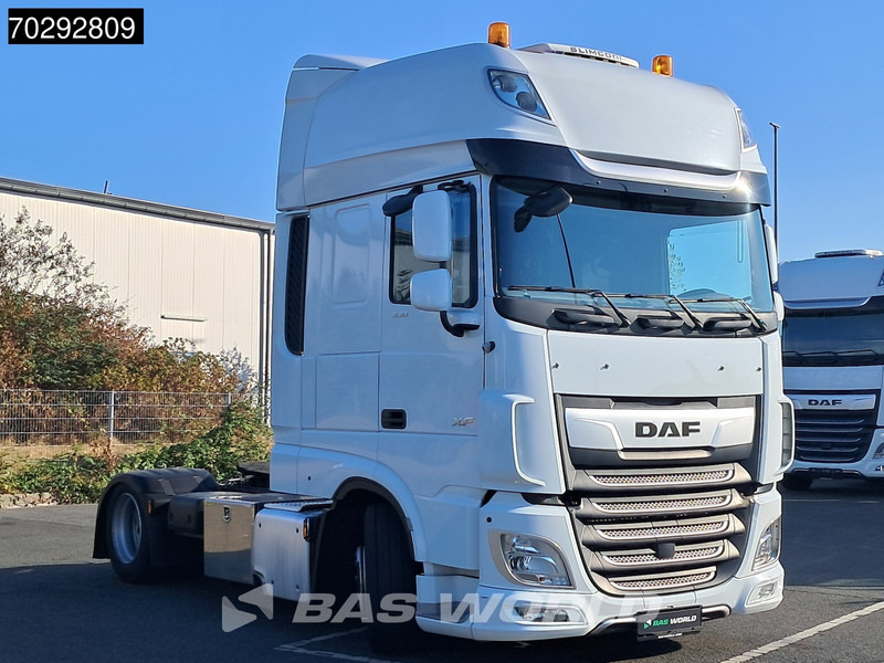 DAF XF 530 4X2 Mega SSC Hebesattel Retarder 2xTanks ACC Standklima Euro 6 - وحدة جر: صورة 3 DAF XF 530 4X2 Mega SSC Hebesattel Retarder 2xTanks ACC Standklima Euro 6 - وحدة جر: صورة 3