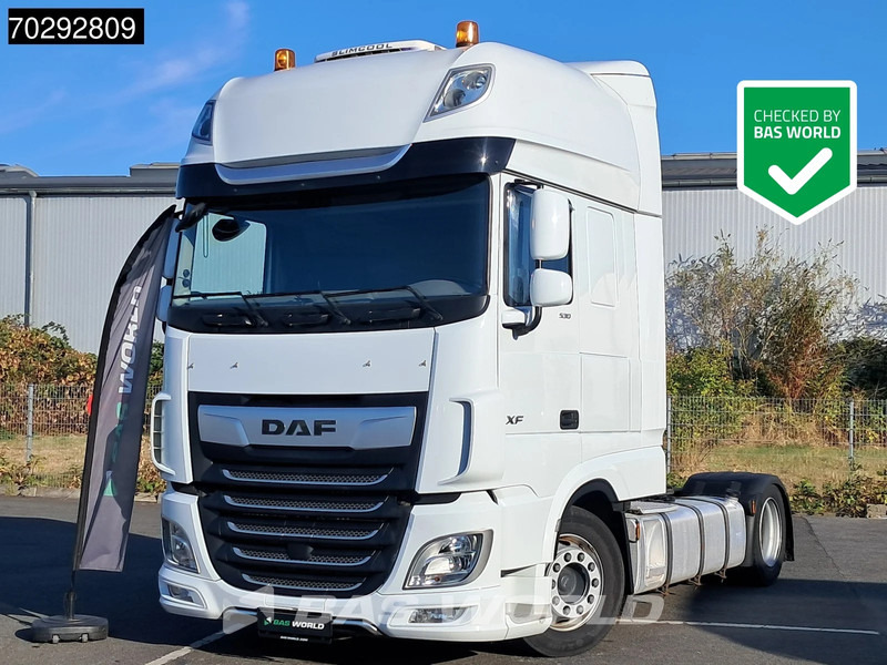 DAF XF 530 4X2 Mega SSC Hebesattel Retarder 2xTanks ACC Standklima Euro 6 - وحدة جر: صورة 1 DAF XF 530 4X2 Mega SSC Hebesattel Retarder 2xTanks ACC Standklima Euro 6 - وحدة جر: صورة 1