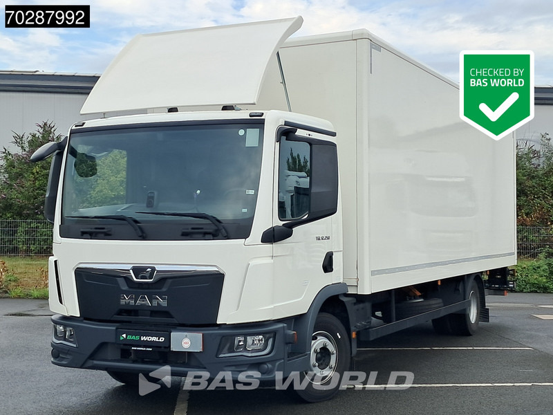 MAN TGL 12.250 4X2 12tonner LOW Mileage! 1500kg Ladebordwand Automatic Euro 6 - شاحنة مقفلة: صورة 1 MAN TGL 12.250 4X2 12tonner LOW Mileage! 1500kg Ladebordwand Automatic Euro 6 - شاحنة مقفلة: صورة 1