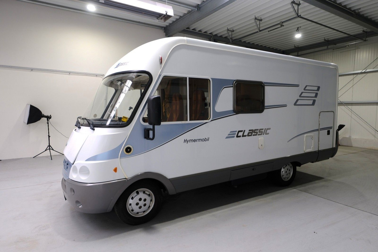HYMER / ERIBA / HYMERCAR B 504 Classic/1.Hand/Festbett+Hubbett/Markise - موتر هوم متكامل: صورة 3 HYMER / ERIBA / HYMERCAR B 504 Classic/1.Hand/Festbett+Hubbett/Markise - موتر هوم متكامل: صورة 3
