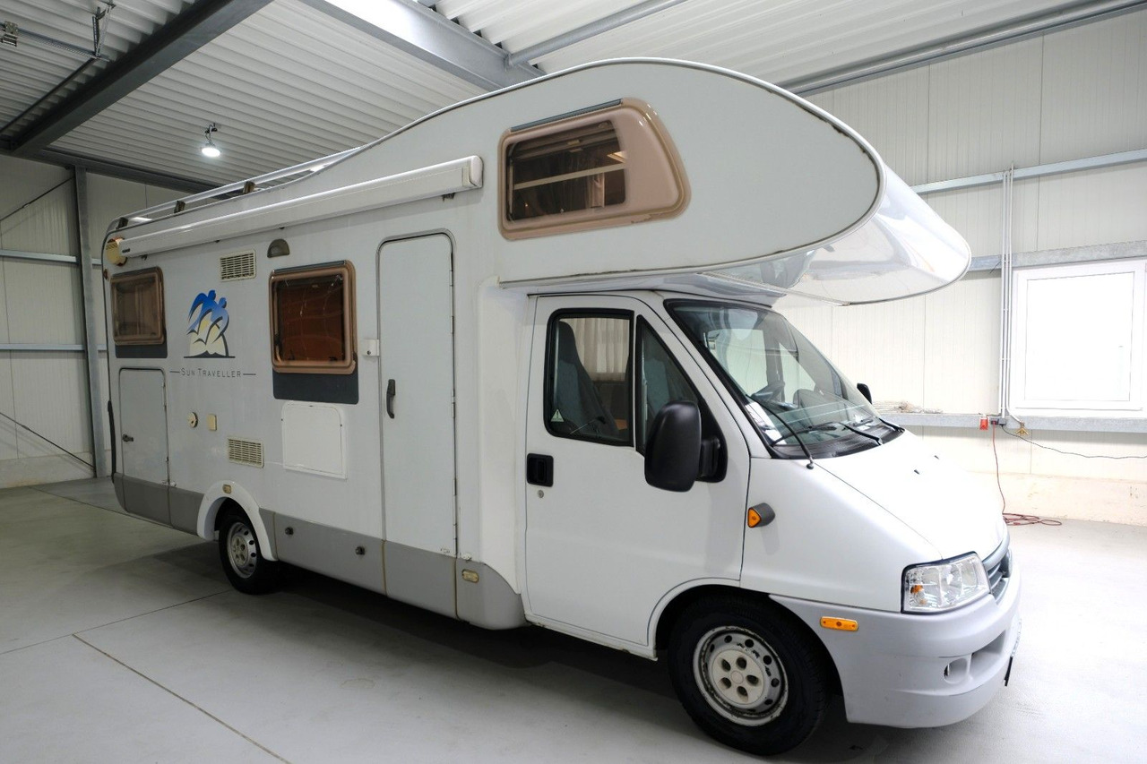 Knaus Sun Traveller 658 LG/Festbett/ DPF Grün/Garage - موتر هوم سقف عالي: صورة 1 Knaus Sun Traveller 658 LG/Festbett/ DPF Grün/Garage - موتر هوم سقف عالي: صورة 1