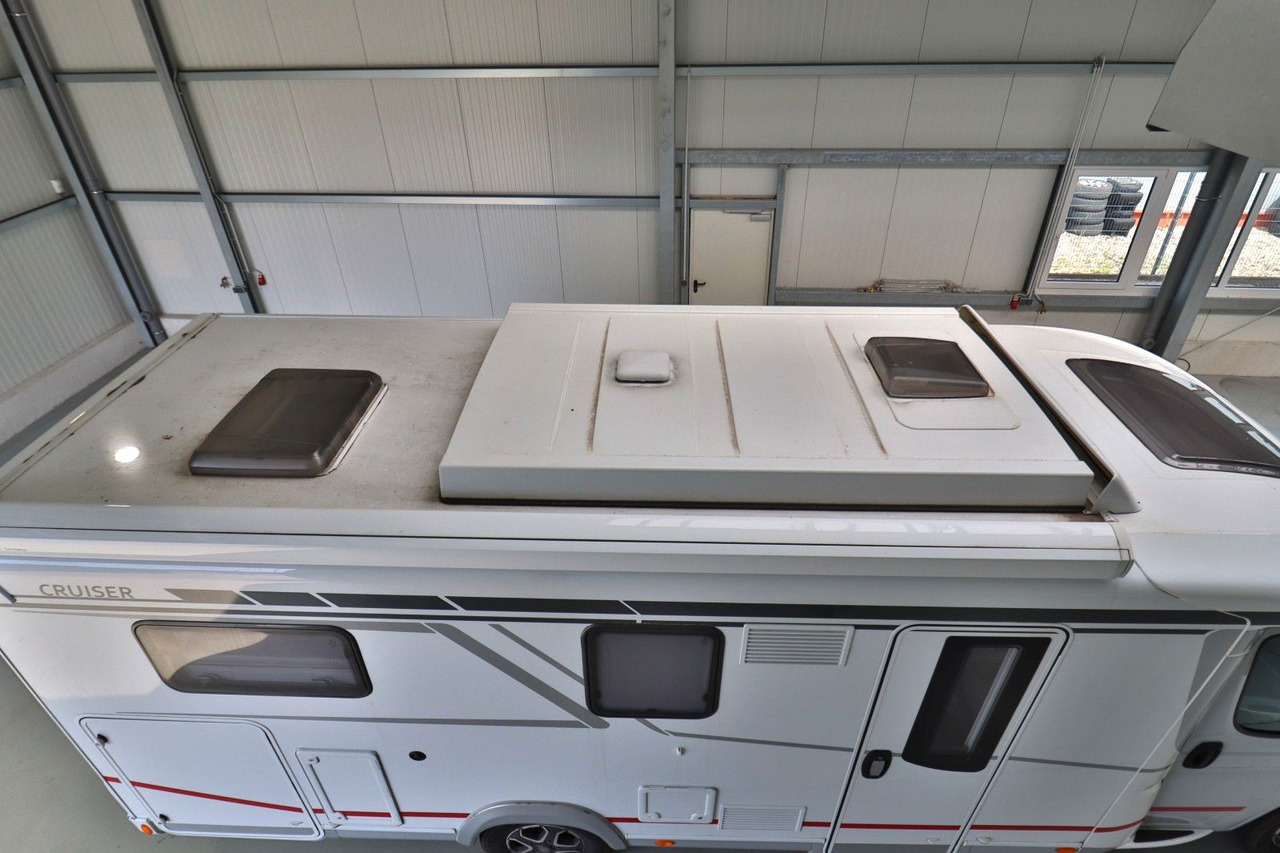 LMC Cruiser 732G/Automatik/Einzelbetten+Aufstelldach - موتر هوم شبه متكامل: صورة 4 LMC Cruiser 732G/Automatik/Einzelbetten+Aufstelldach - موتر هوم شبه متكامل: صورة 4