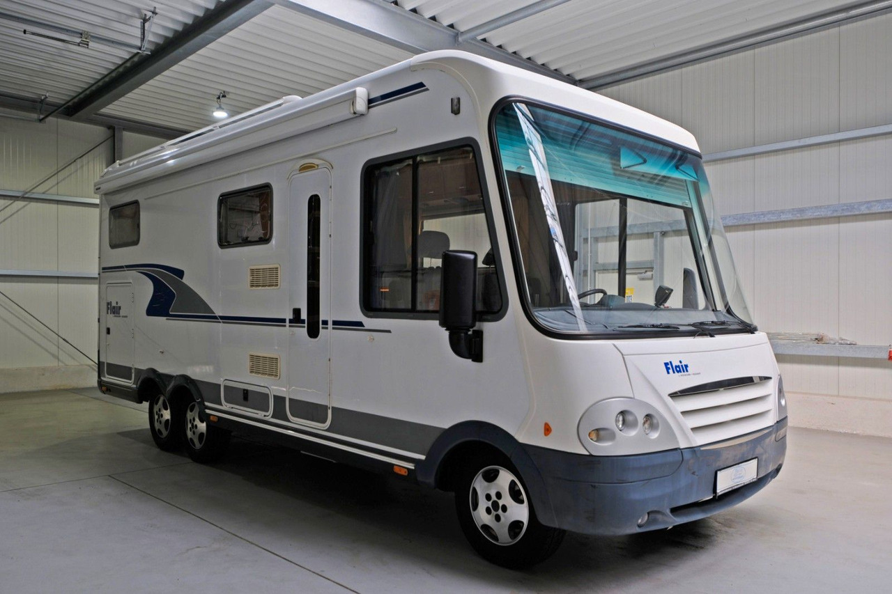 Niesmann + Bischoff Flair I 6700TA/Festbett+Hubbett/Klima/Garage - موتر هوم متكامل: صورة 1 Niesmann + Bischoff Flair I 6700TA/Festbett+Hubbett/Klima/Garage - موتر هوم متكامل: صورة 1