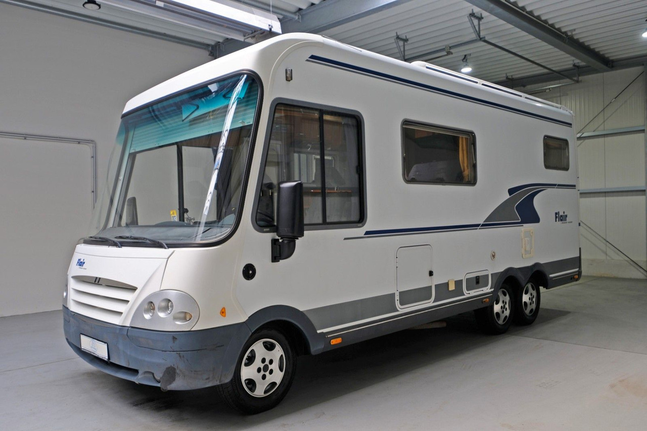 Niesmann + Bischoff Flair I 6700TA/Festbett+Hubbett/Klima/Garage - موتر هوم متكامل: صورة 2 Niesmann + Bischoff Flair I 6700TA/Festbett+Hubbett/Klima/Garage - موتر هوم متكامل: صورة 2