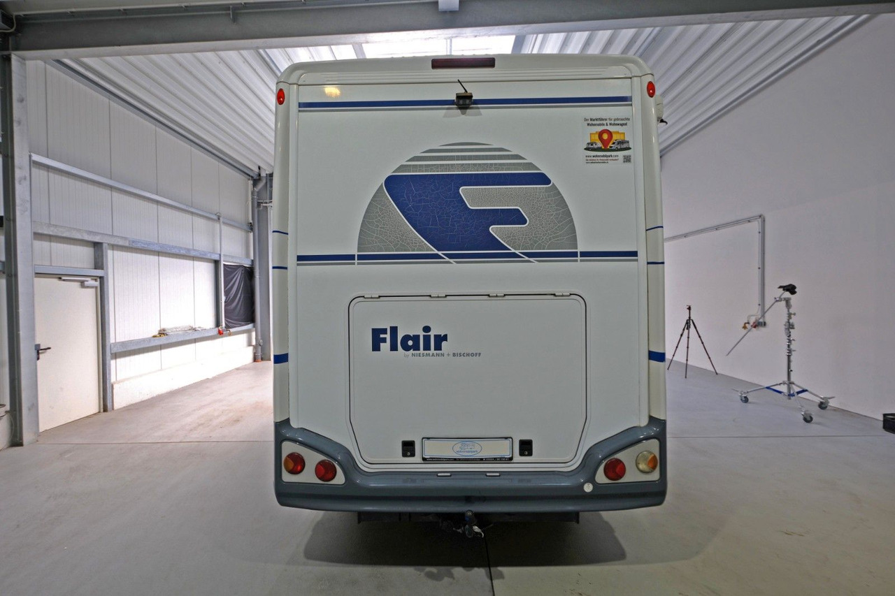 Niesmann + Bischoff Flair I 6700TA/Festbett+Hubbett/Klima/Garage - موتر هوم متكامل: صورة 3 Niesmann + Bischoff Flair I 6700TA/Festbett+Hubbett/Klima/Garage - موتر هوم متكامل: صورة 3