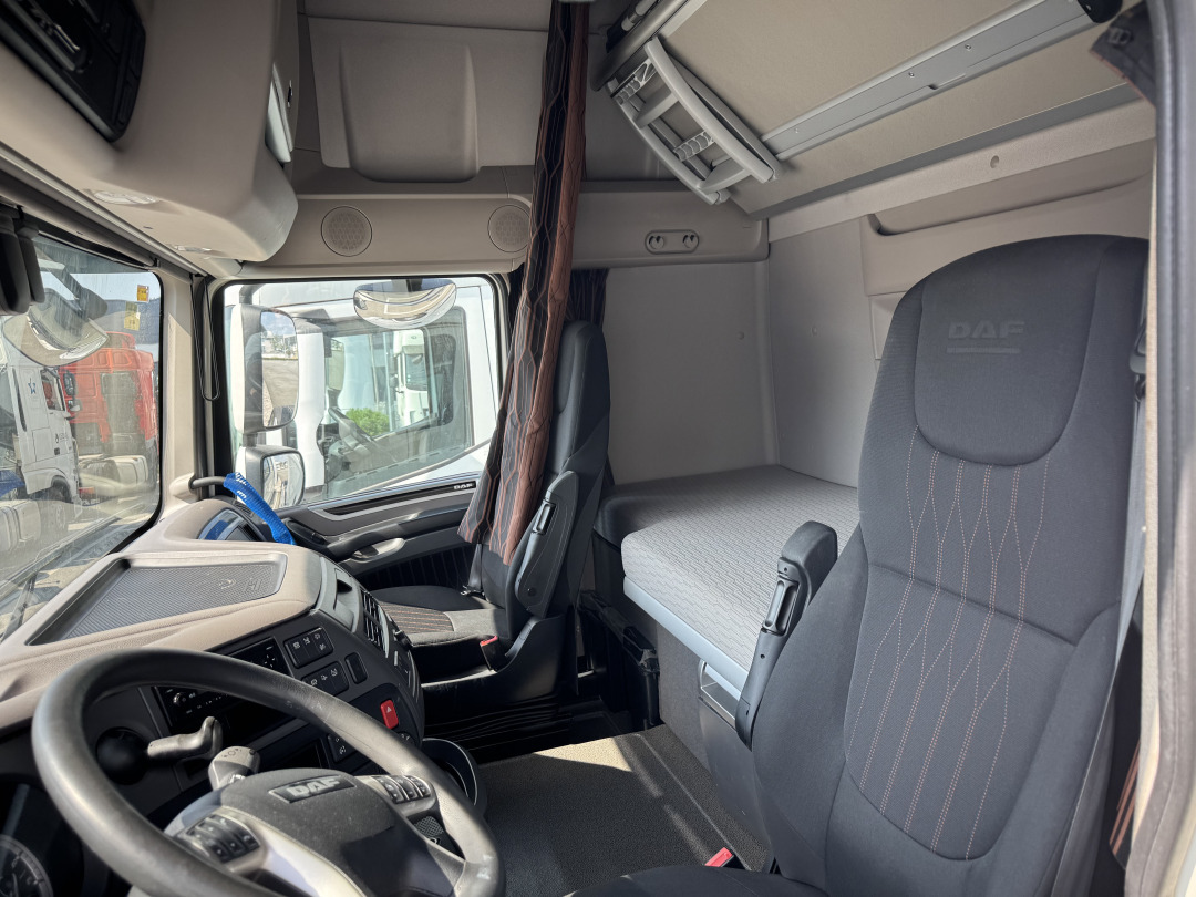 DAF XF 530 Super Space Cab - وحدة جر: صورة 4 DAF XF 530 Super Space Cab - وحدة جر: صورة 4